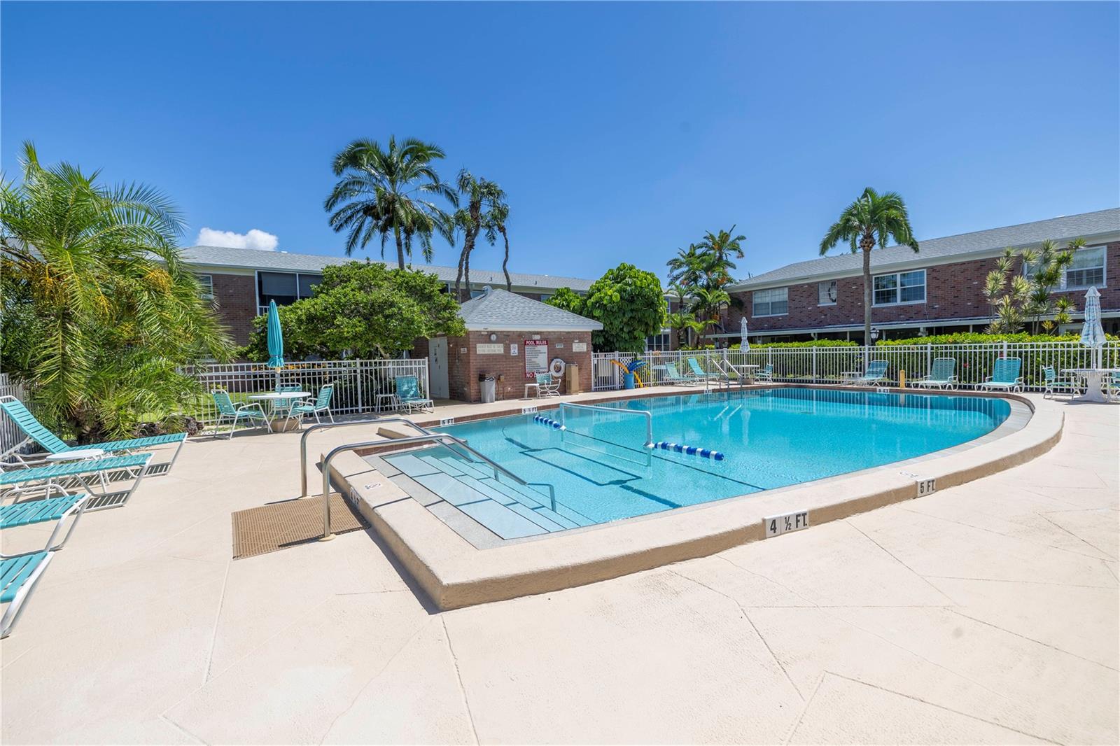 PATRIOT SQUARE APTS - Residential