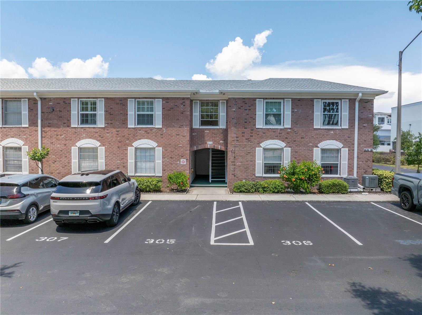 PATRIOT SQUARE APTS - Residential