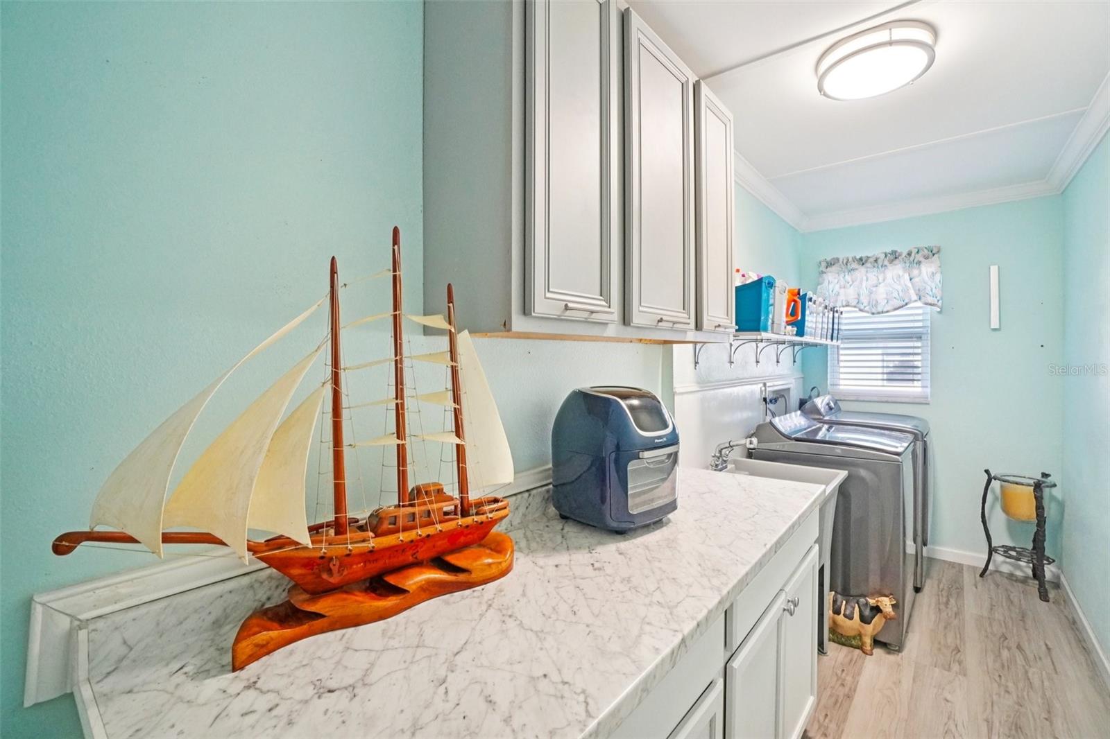 HIGHLAND LAKES UNIT SIX - Residential