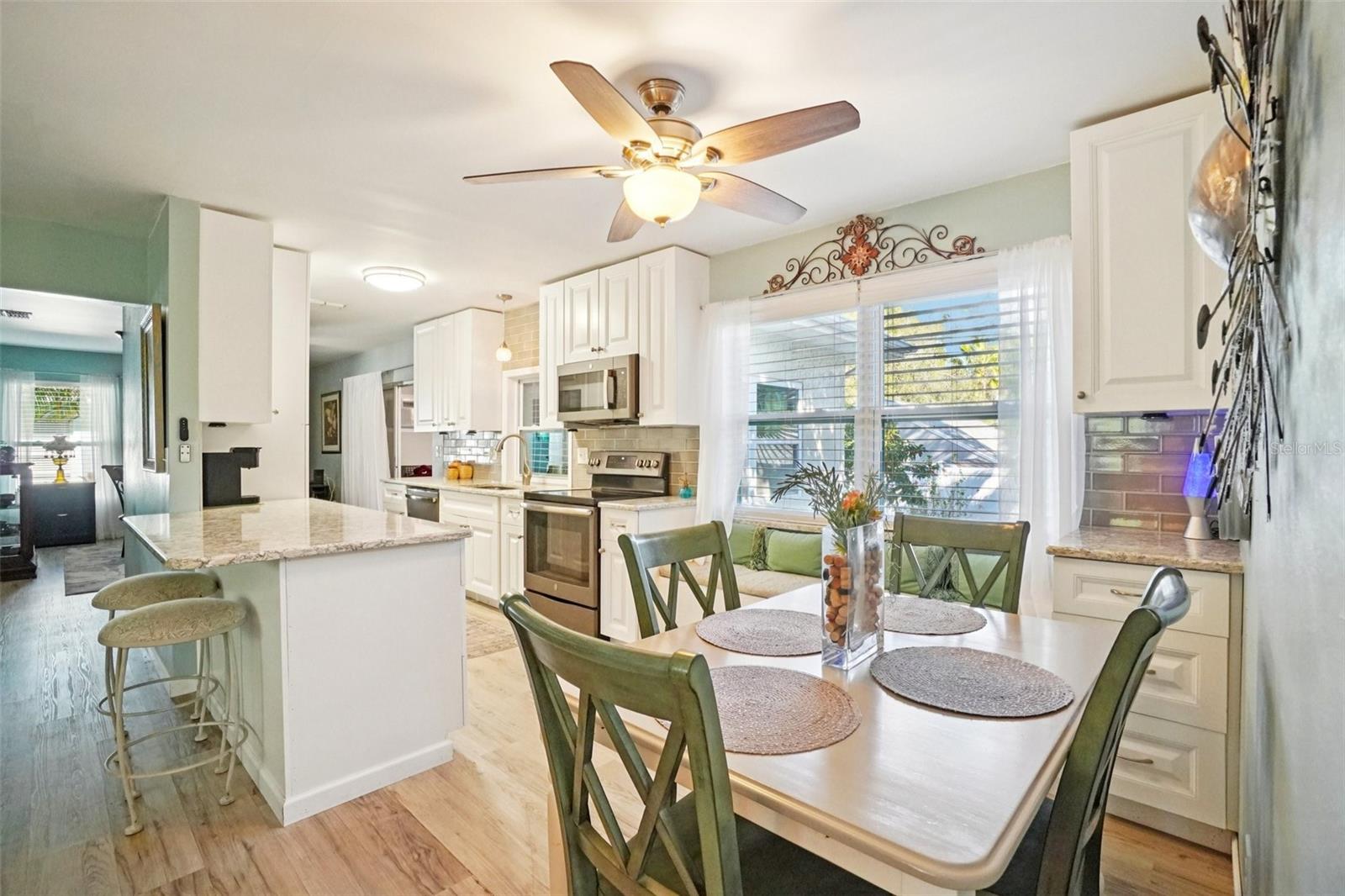 HIGHLAND LAKES UNIT SIX - Residential