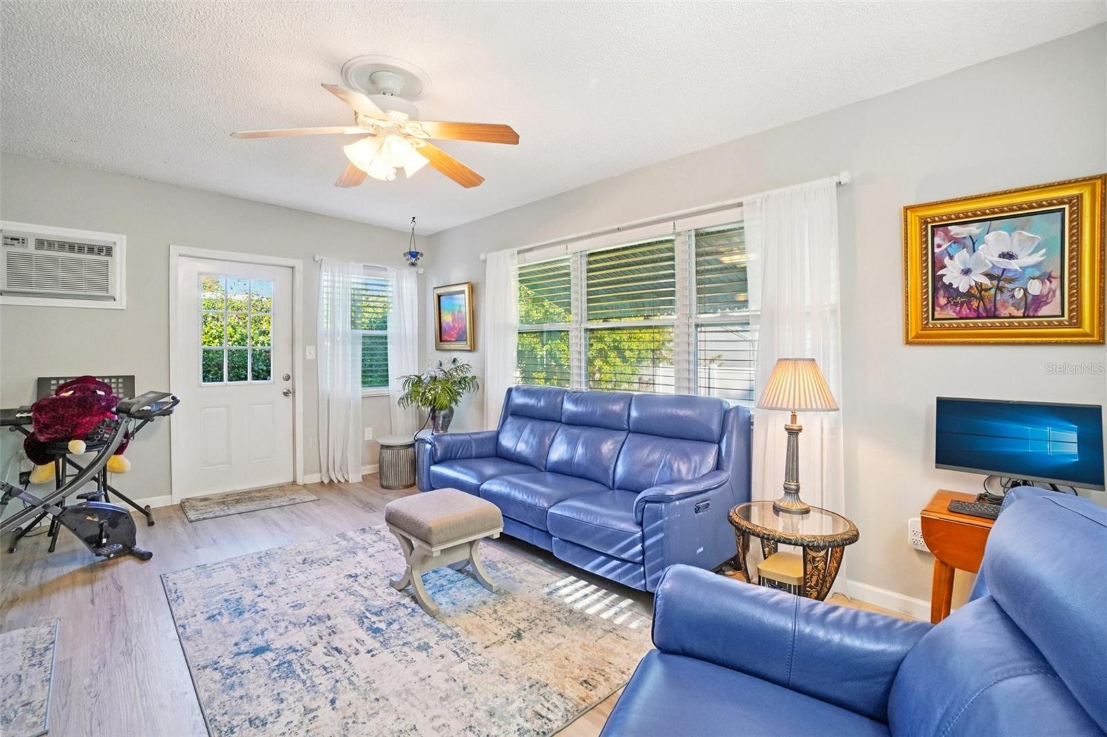 HIGHLAND LAKES UNIT SIX - Residential