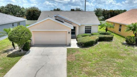 A home in WINTER HAVEN