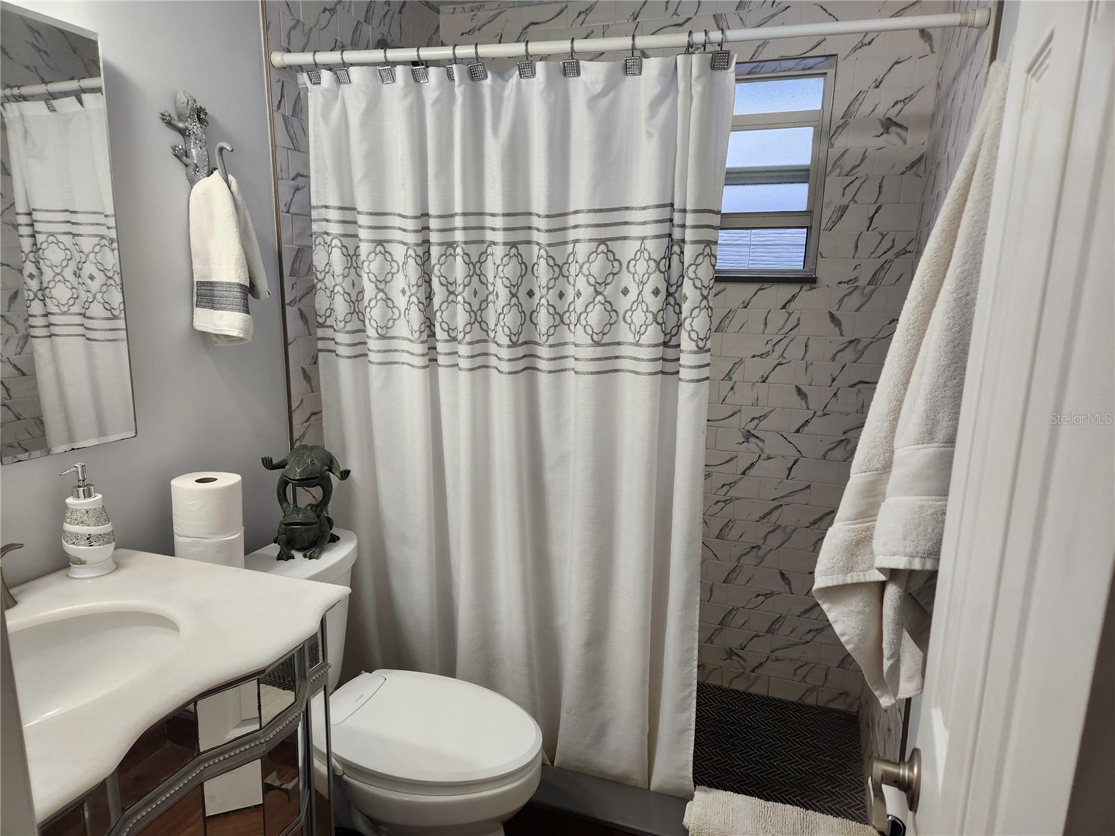 LA REBA SUB - Residential