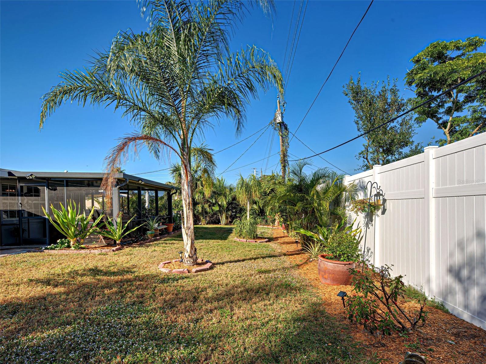 LA REBA SUB - Residential