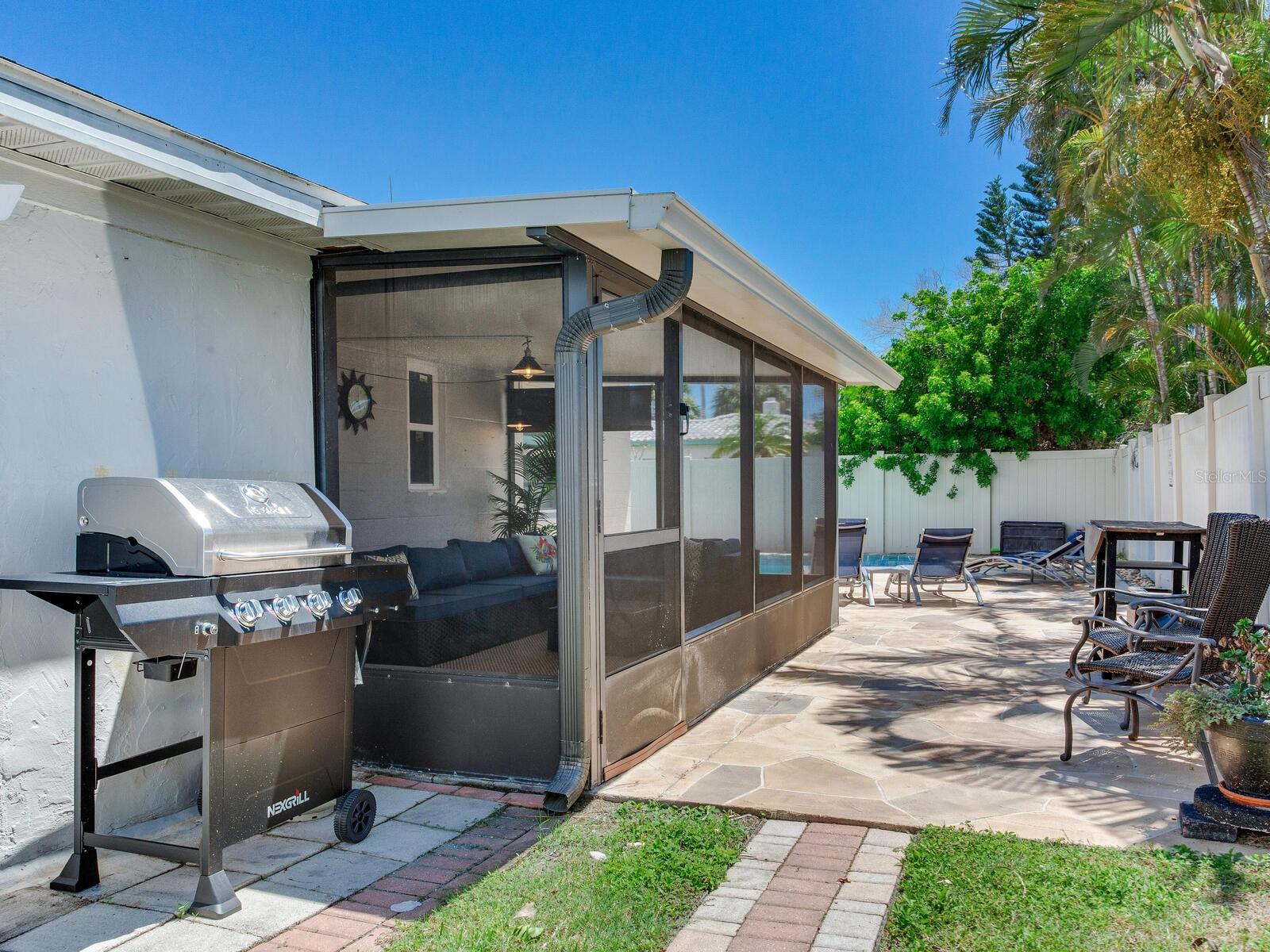 MADEIRA SHORES 1ST ADD - Residential Lease