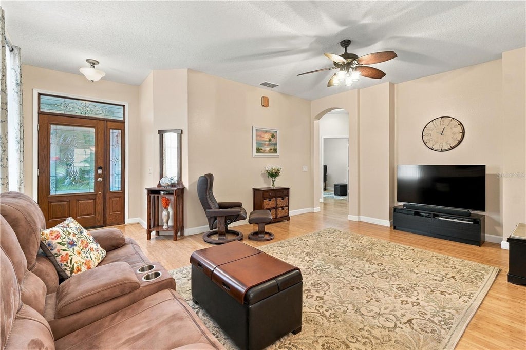 Photo of 14151 Chicora Crossing Boulevard, Orlando, FL 32828 (MLS # O6450849)