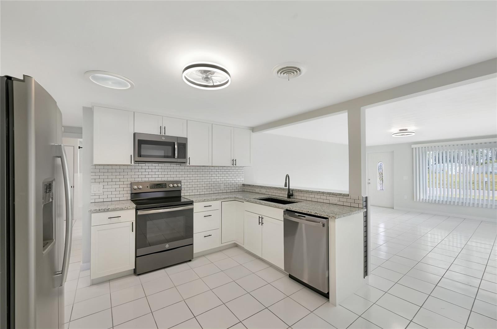 SAGAMORE ESTATES - Residential Lease