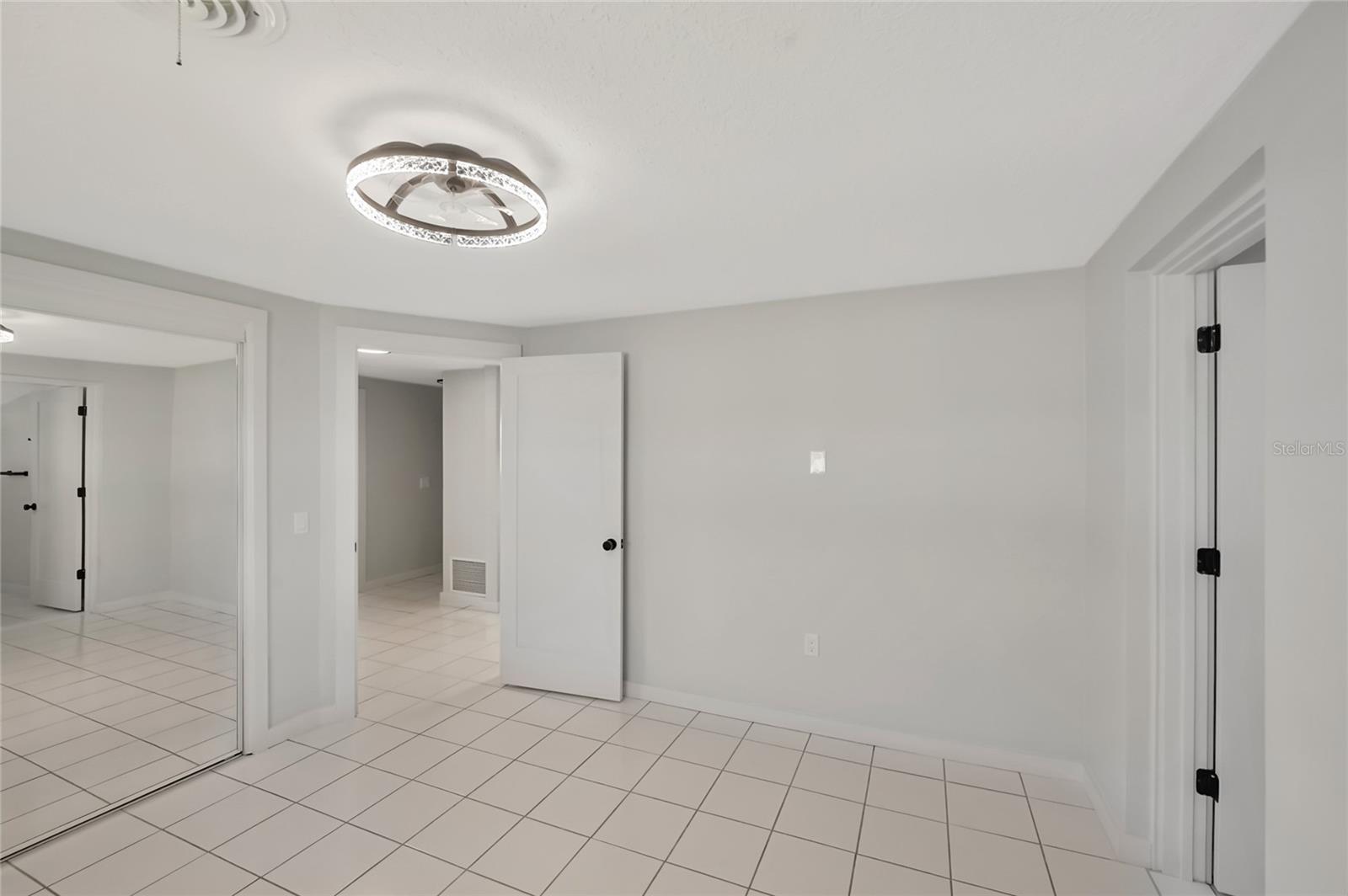 SAGAMORE ESTATES - Residential Lease