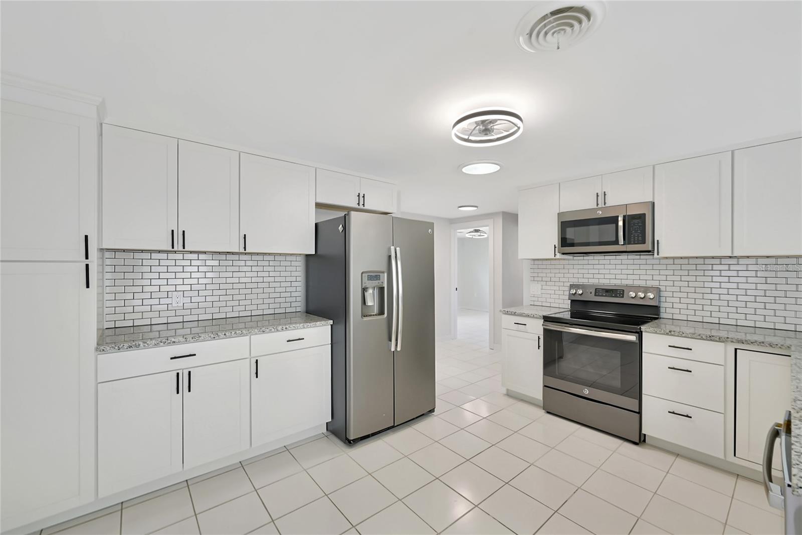 SAGAMORE ESTATES - Residential Lease