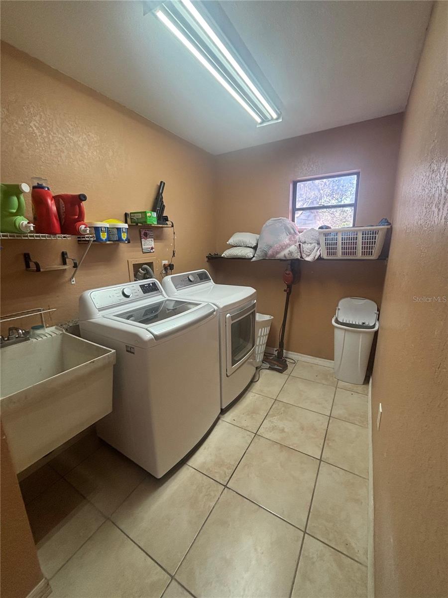 HIGHLANDS UNREC - Residential