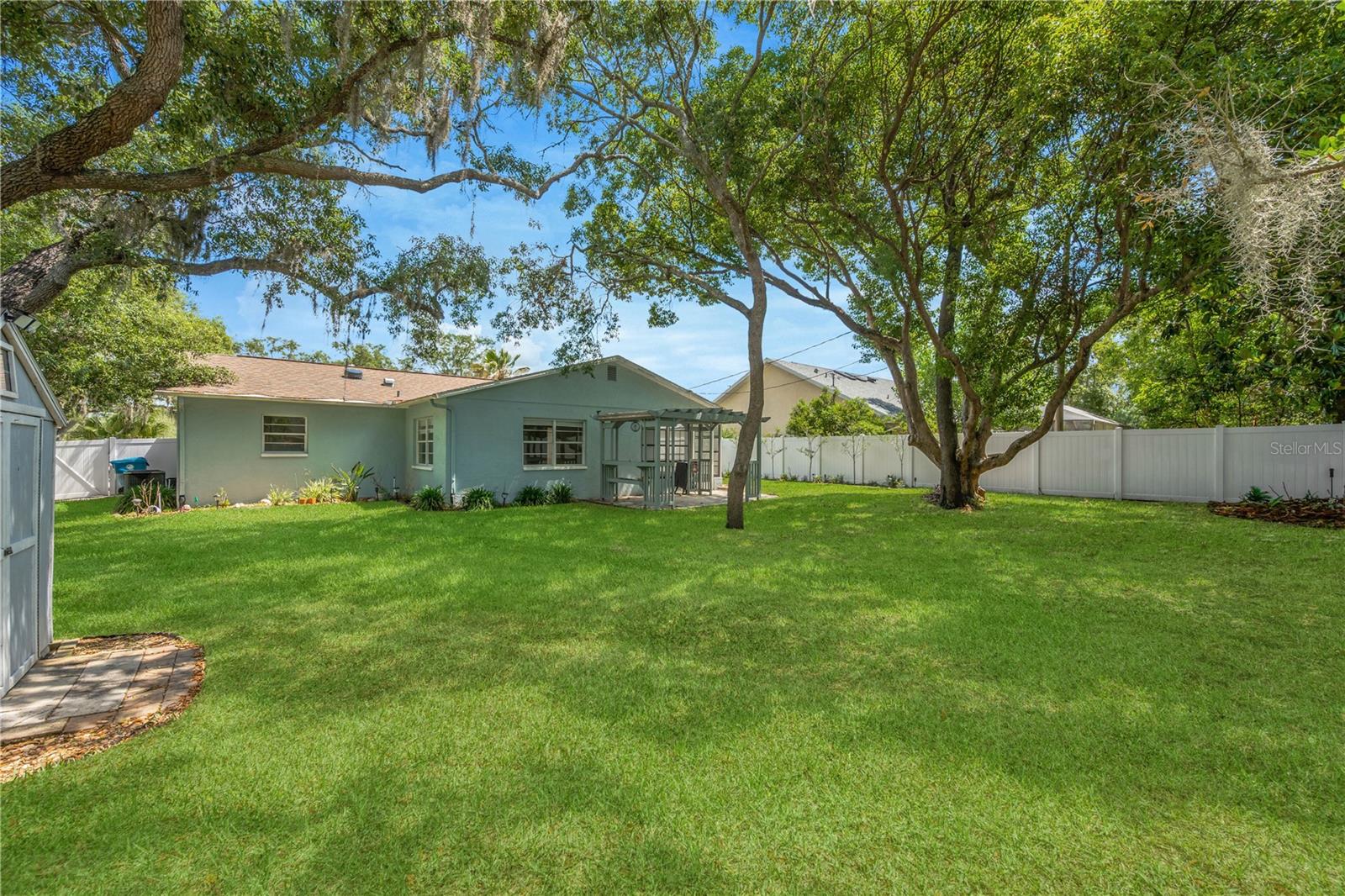 SPRING HILL - Residential