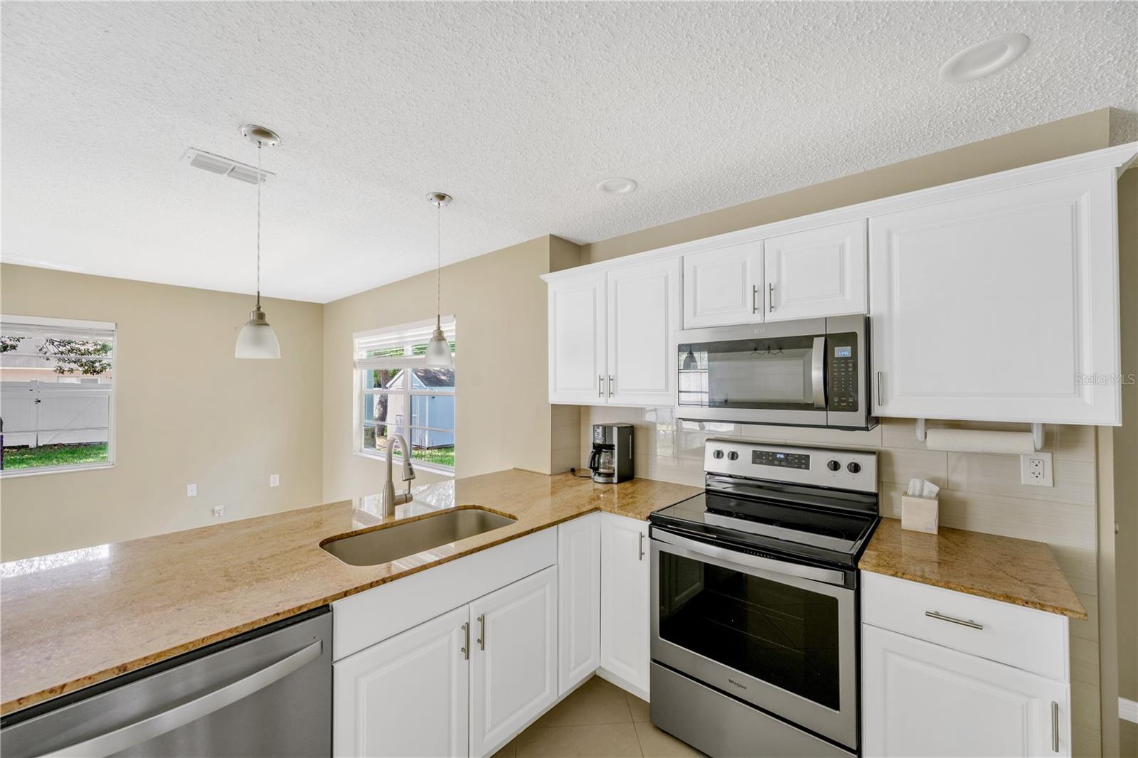 SPRING HILL - Residential
