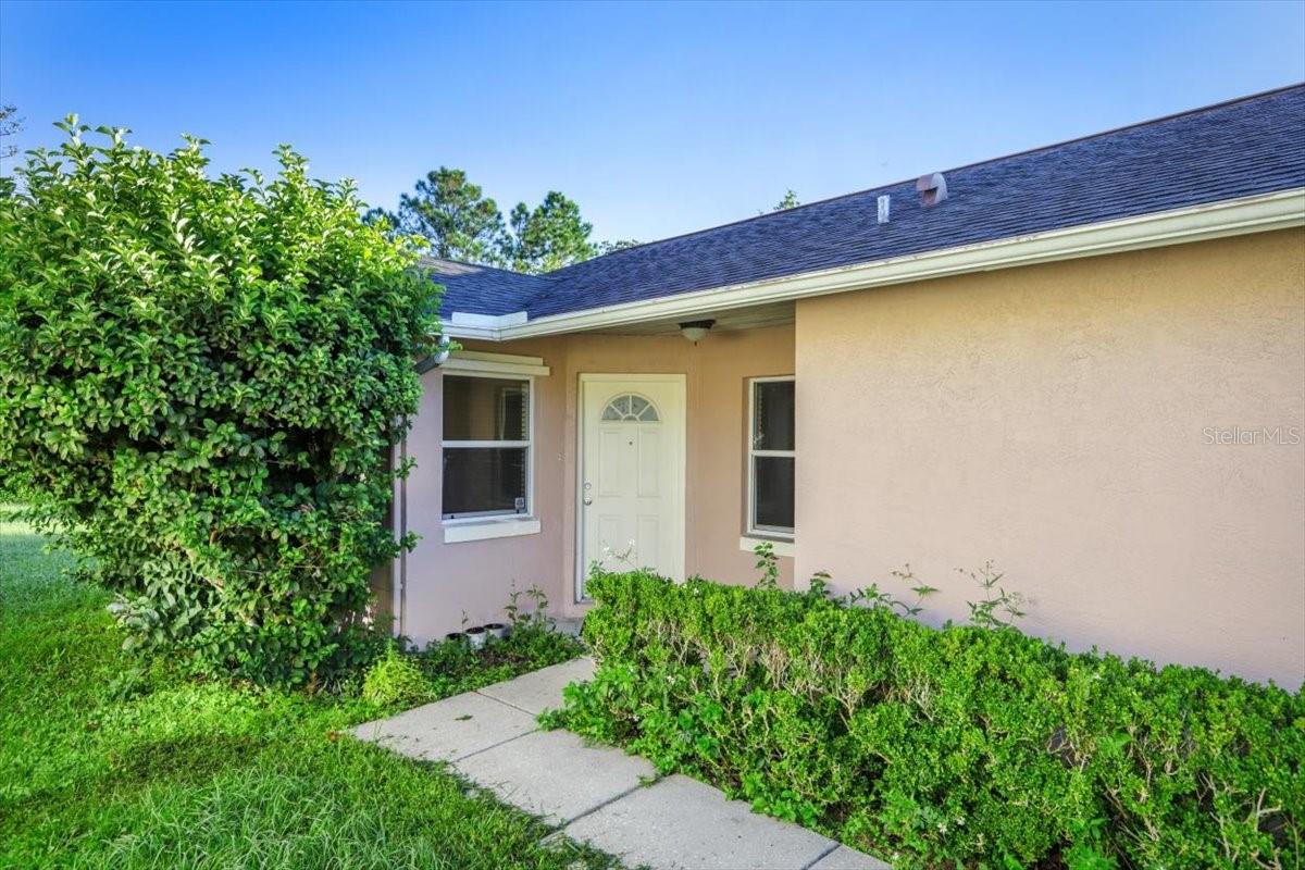 5 WOOD ACRE LANE