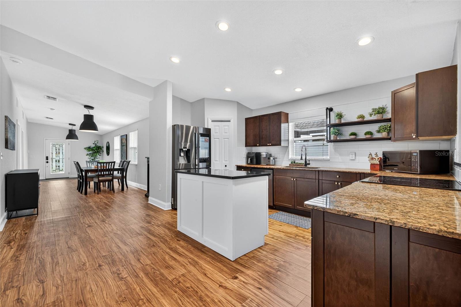 SUMMIT PARK - Residential Lease