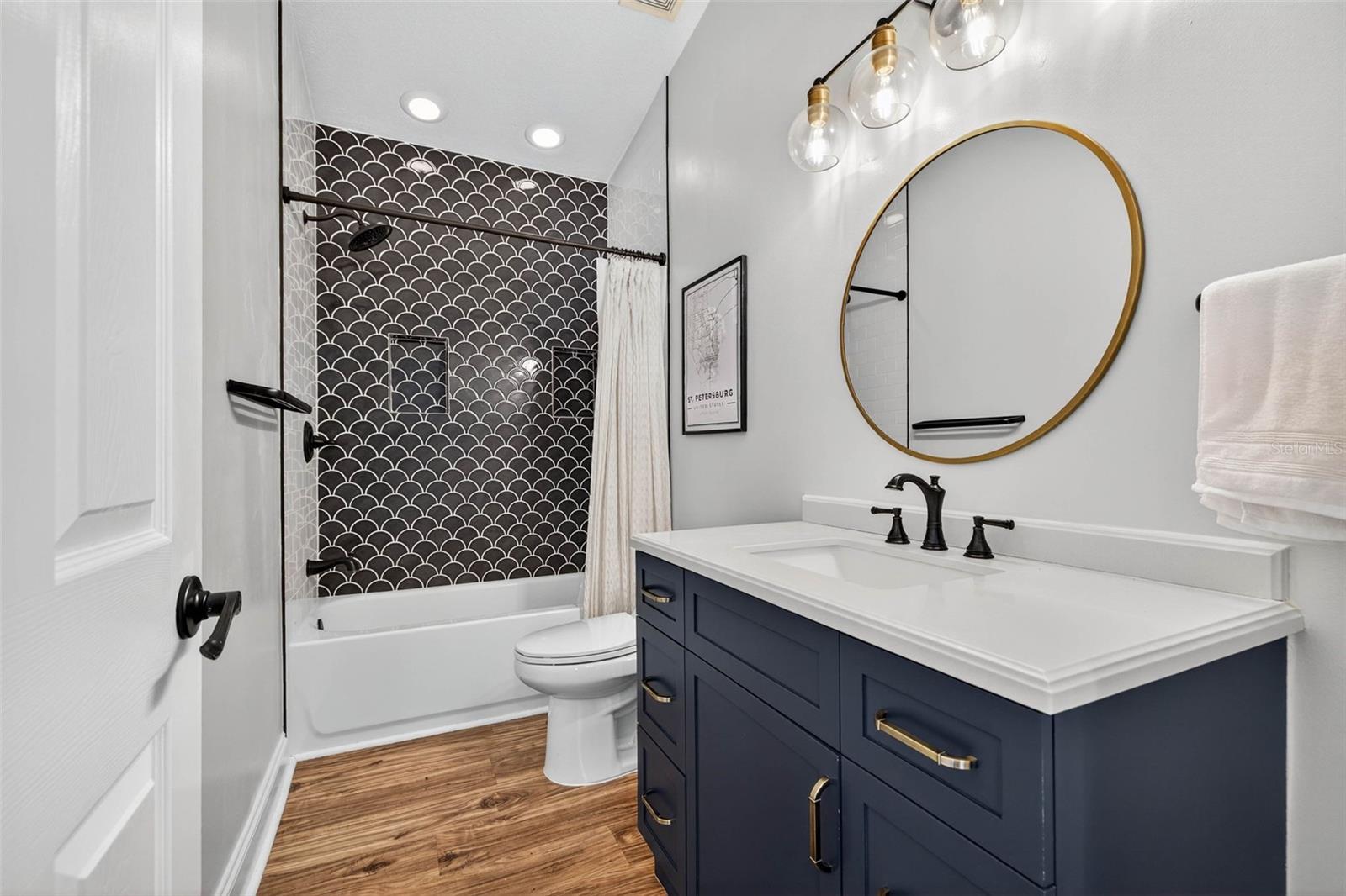 SUMMIT PARK - Residential Lease