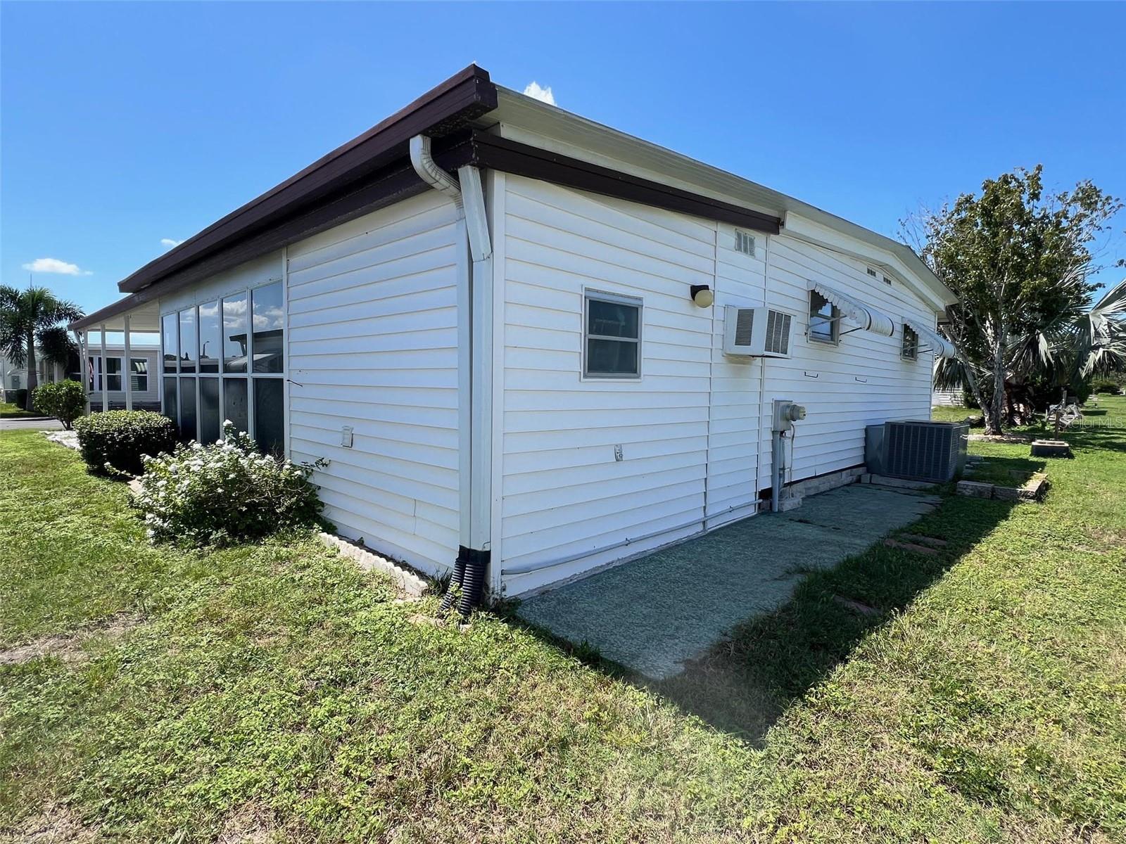 PALM HILL MOBILE HOME PARK UNREC - Residential