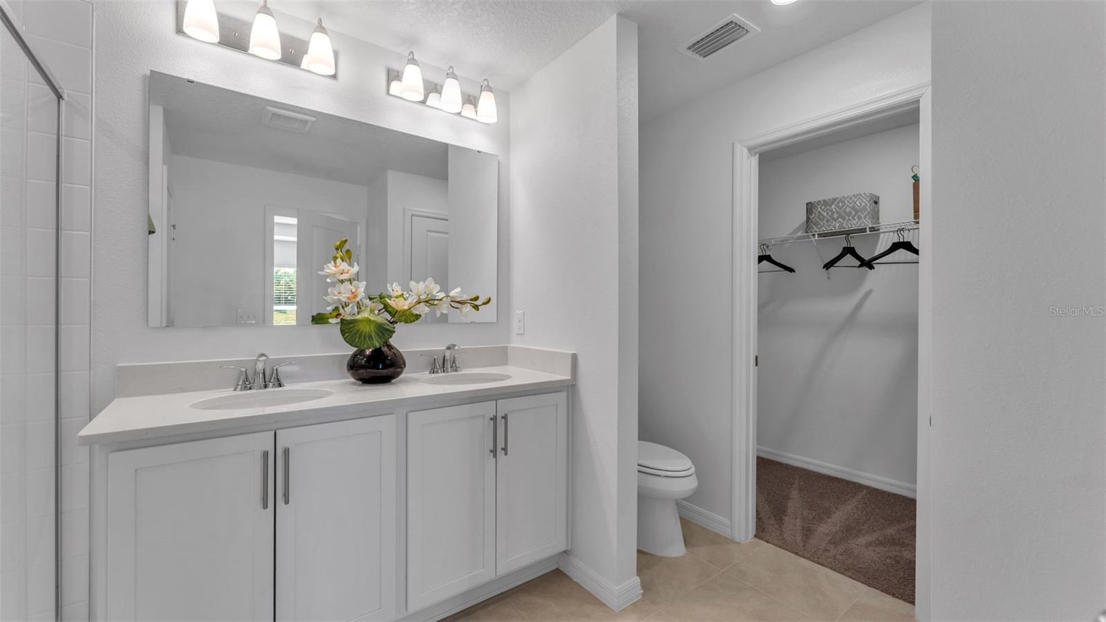 RESERVE AT FOREST LAKE - PHASE 1 - Residential Lease