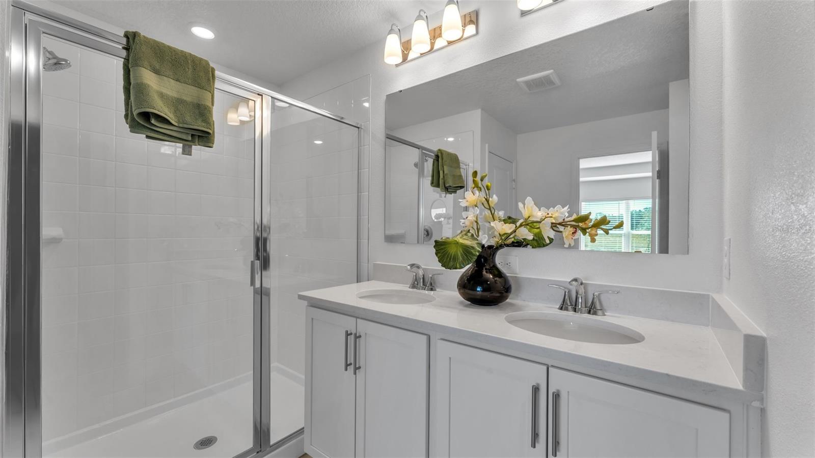 RESERVE AT FOREST LAKE - PHASE 1 - Residential Lease