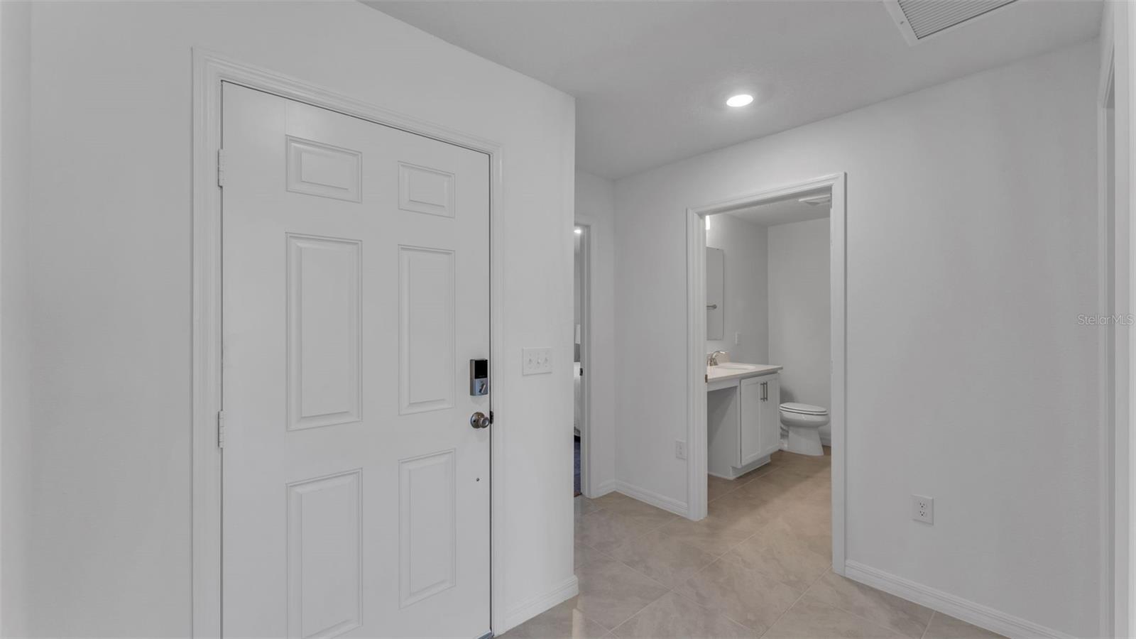 RESERVE AT FOREST LAKE - PHASE 1 - Residential Lease