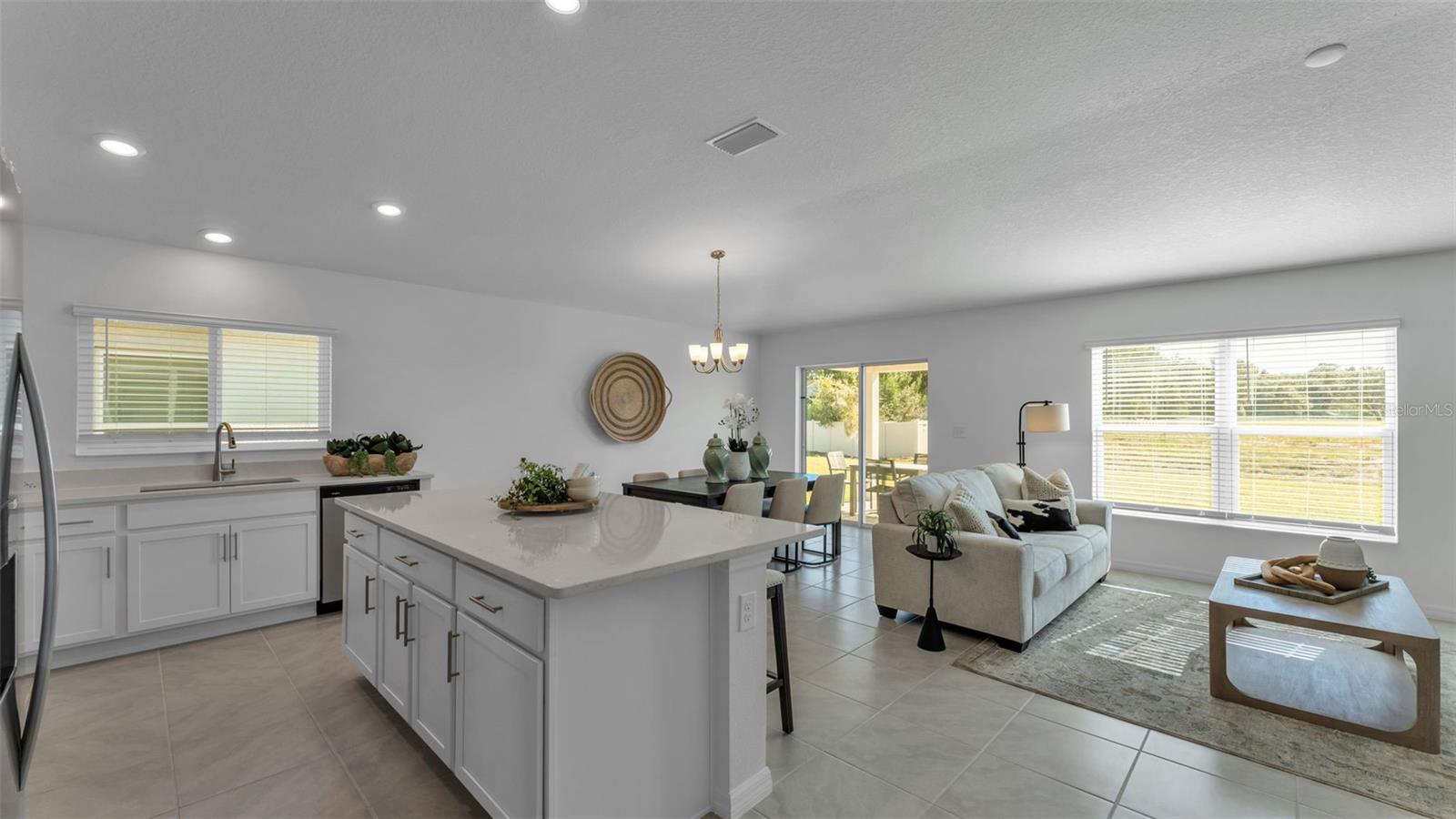 RESERVE AT FOREST LAKE - PHASE 1 - Residential Lease