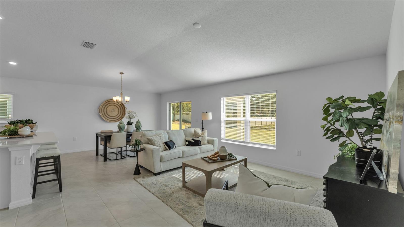 RESERVE AT FOREST LAKE - PHASE 1 - Residential Lease