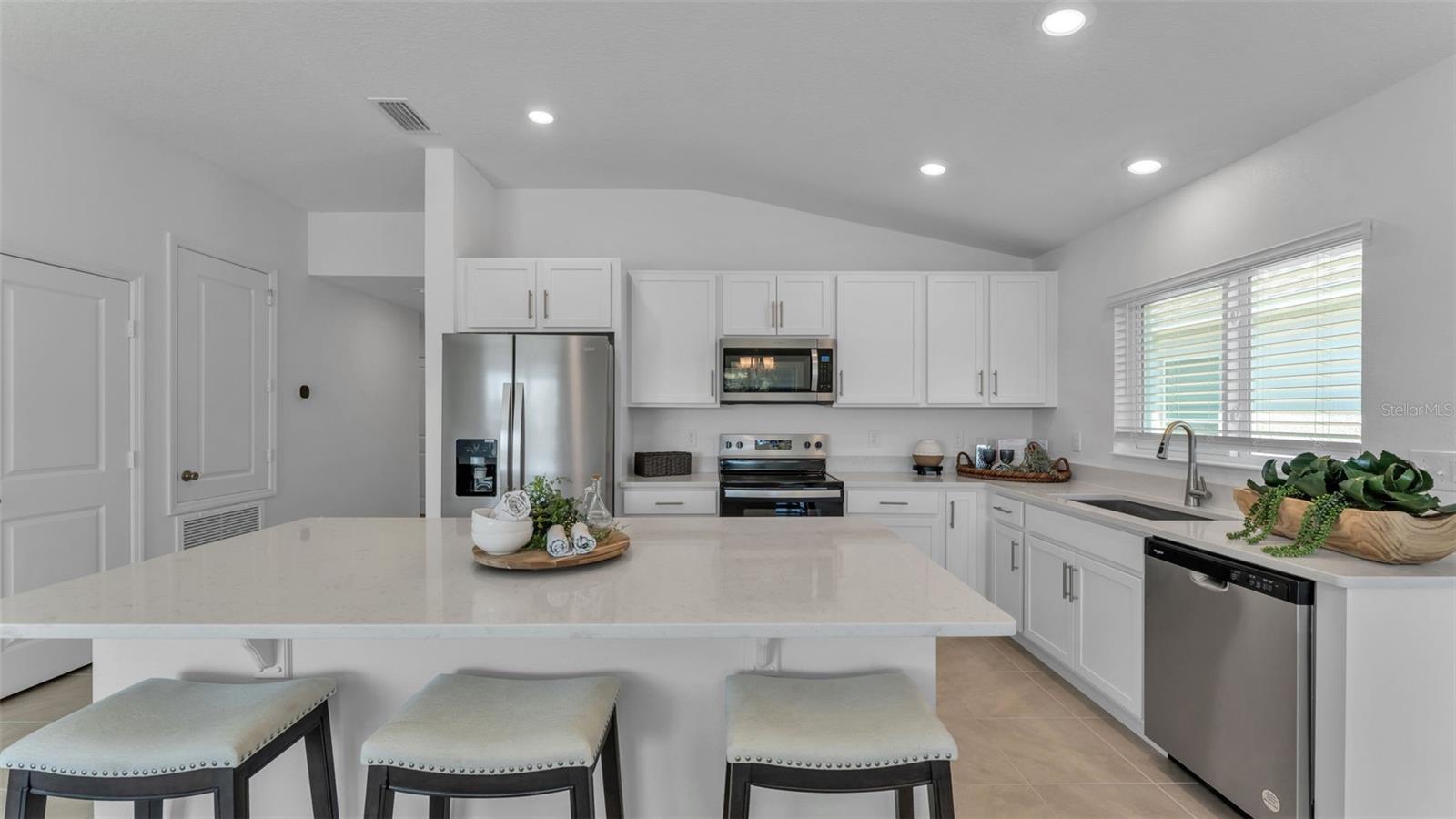 RESERVE AT FOREST LAKE - PHASE 1 - Residential Lease