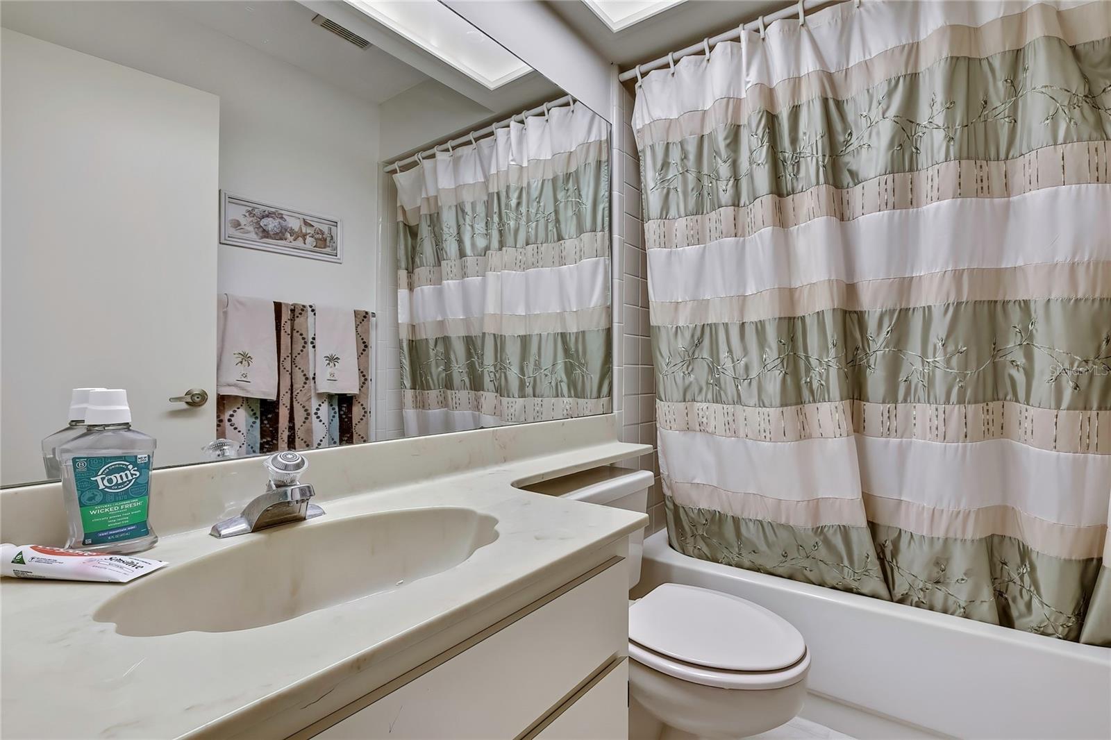 TMBR PINES PN GR VL - Residential