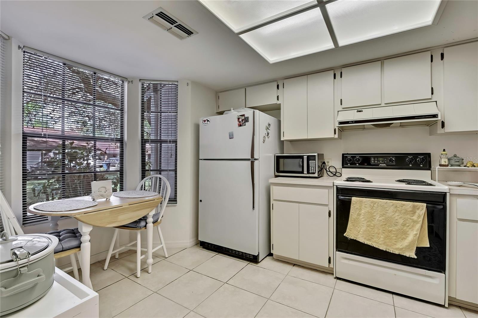 TMBR PINES PN GR VL - Residential