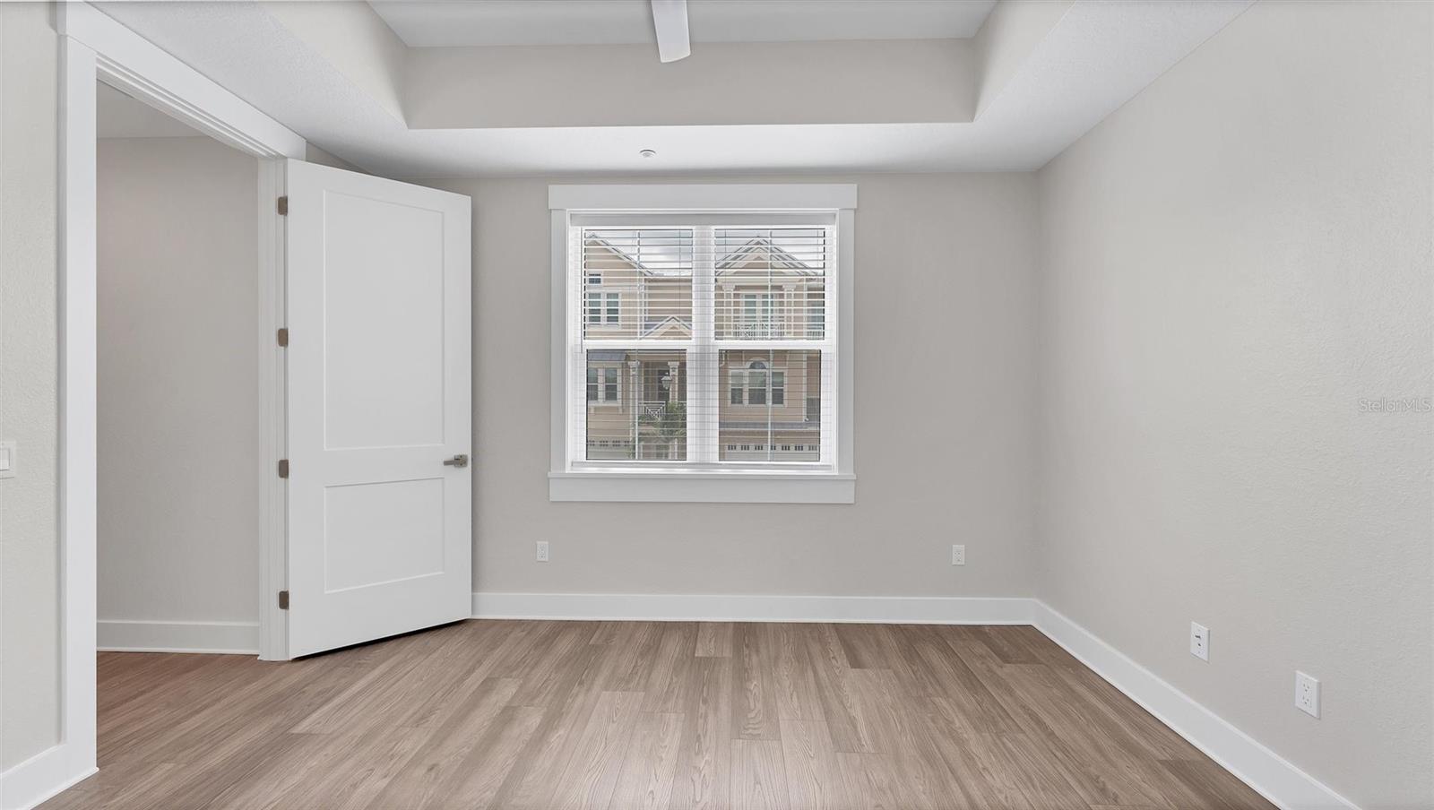 LANDINGS/CORAL CRK - Residential Lease