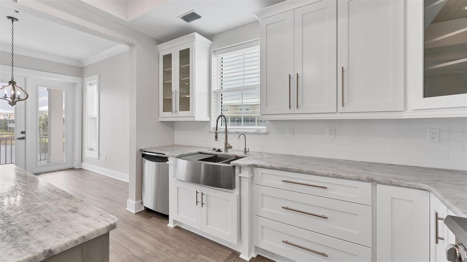 LANDINGS/CORAL CRK - Residential Lease