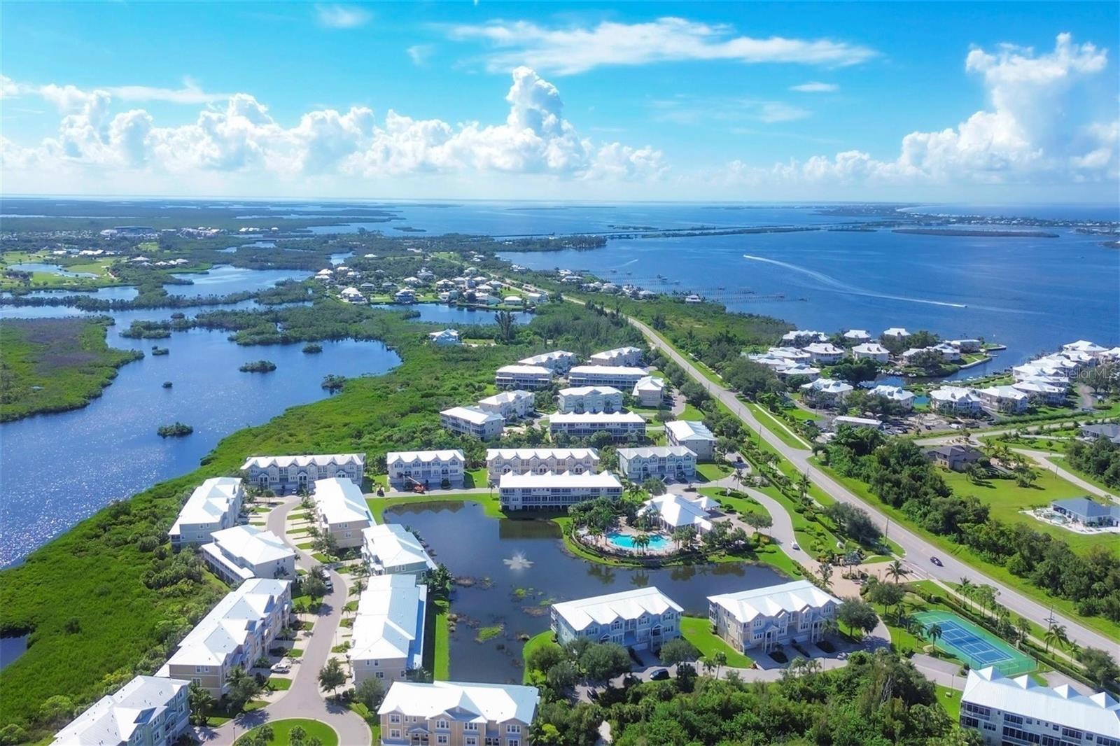 LANDINGS/CORAL CRK - Residential Lease