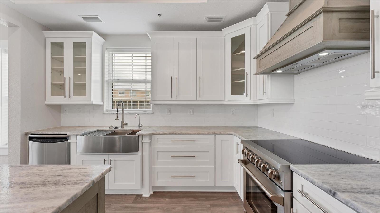 LANDINGS/CORAL CRK - Residential Lease