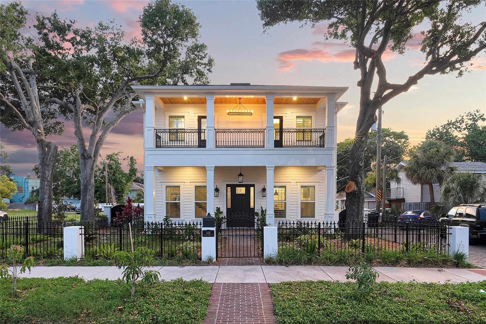 PLUNKETS ELIJAH B - Residential