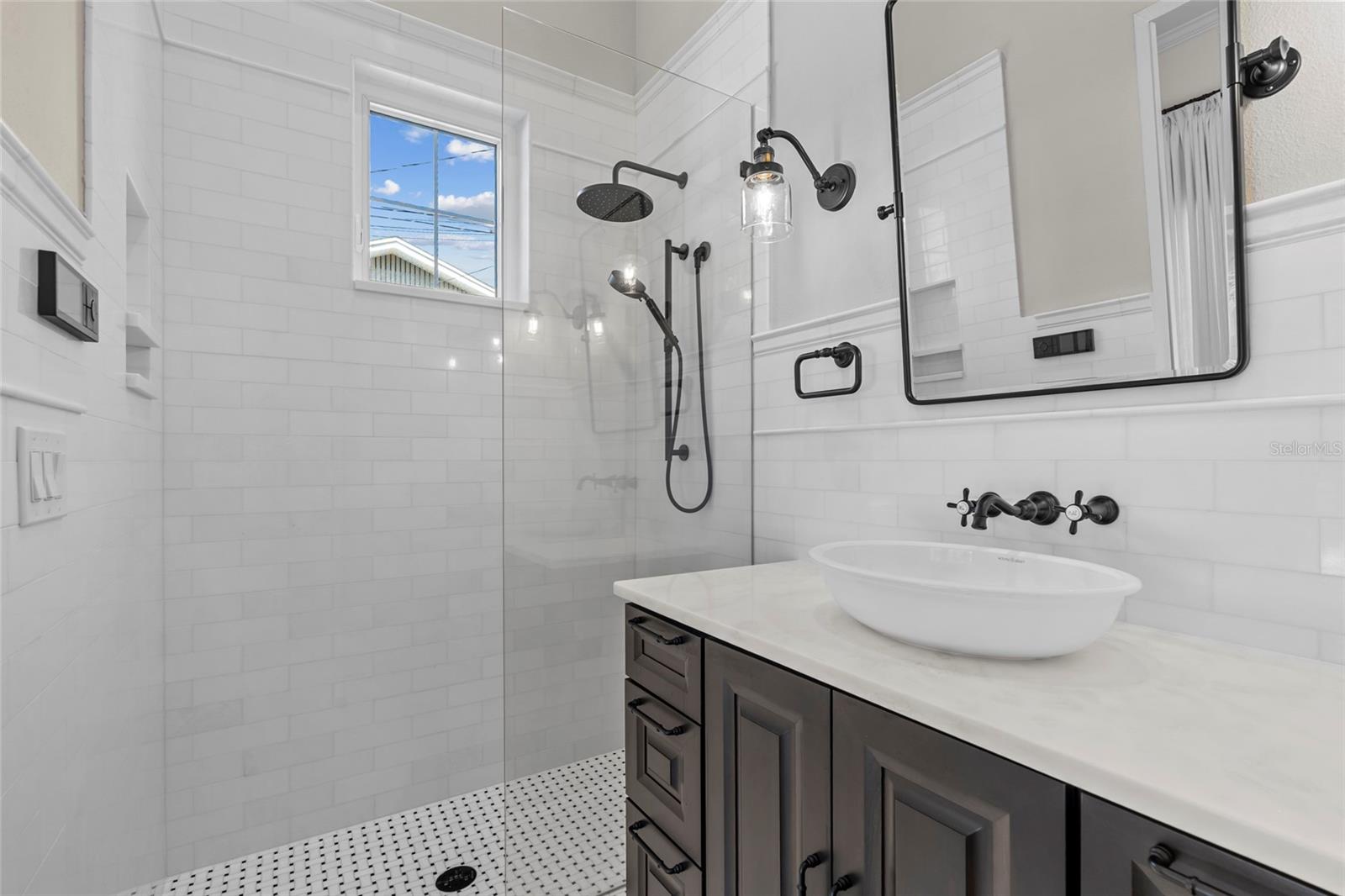 PLUNKETS ELIJAH B - Residential