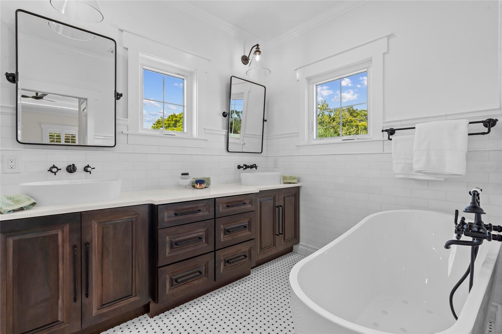 PLUNKETS ELIJAH B - Residential