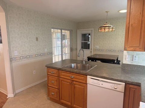 Tiny photo for 11602 SW 70th Court, Ocala, FL 34476 (MLS # OM734598)