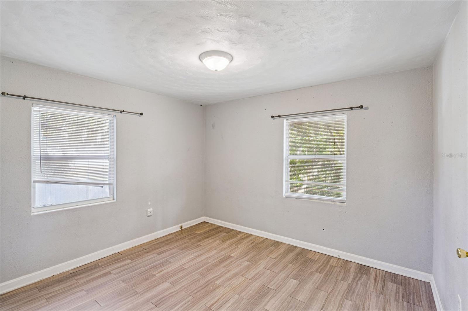 LEESBURG WILKINS - Residential Lease