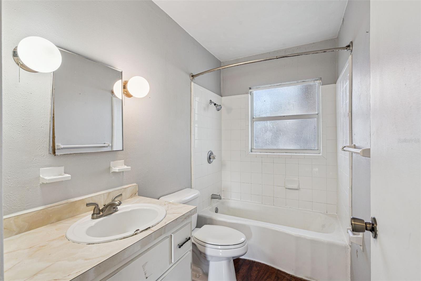 LEESBURG WILKINS - Residential Lease