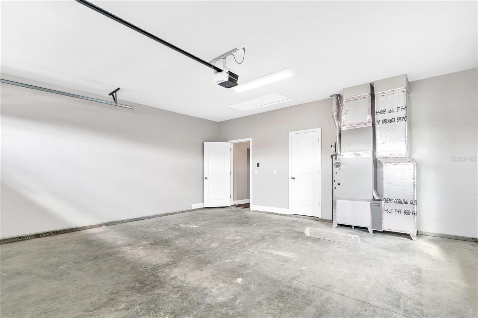 GRAND OAKS - Residential