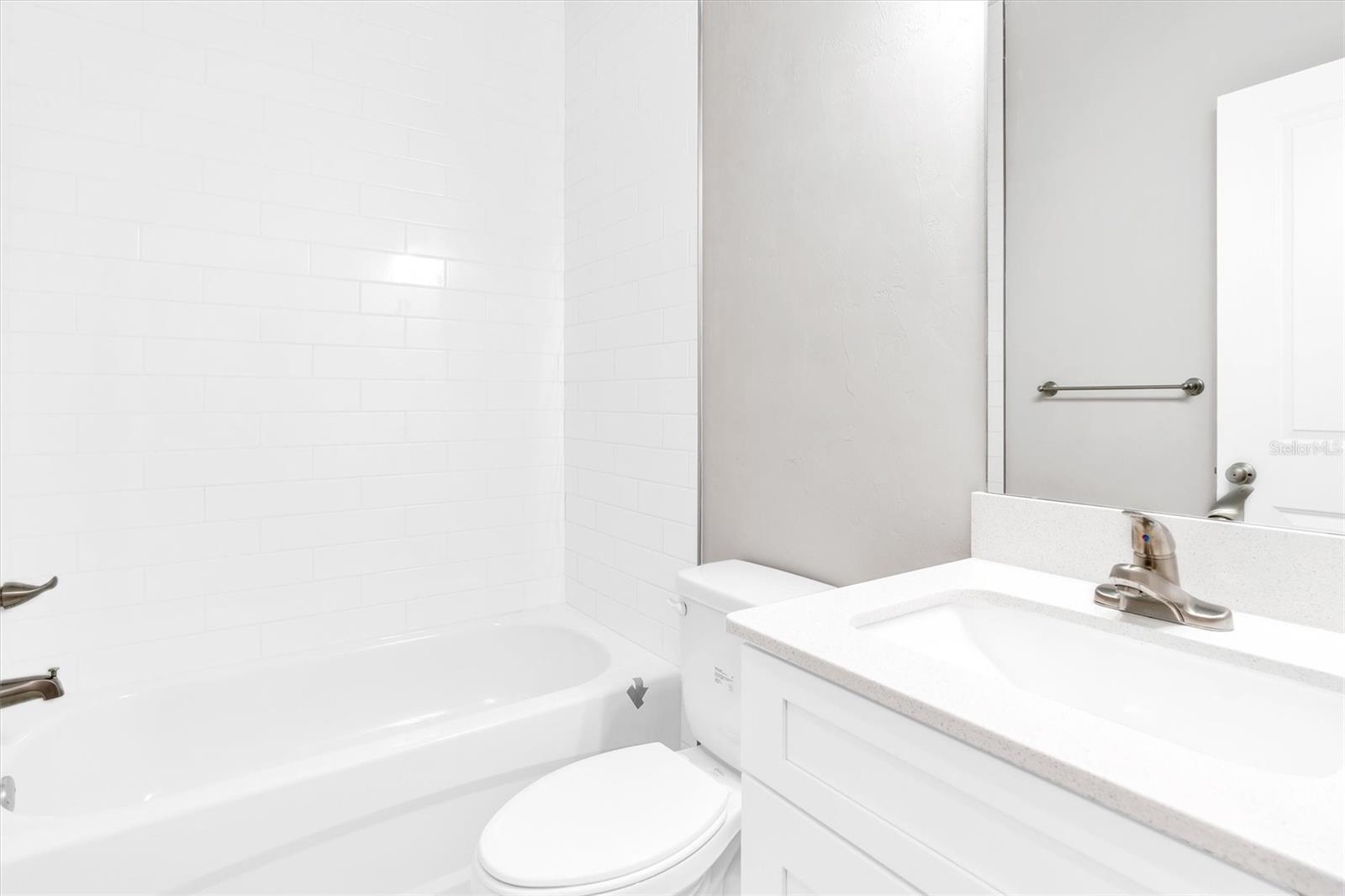 GRAND OAKS - Residential