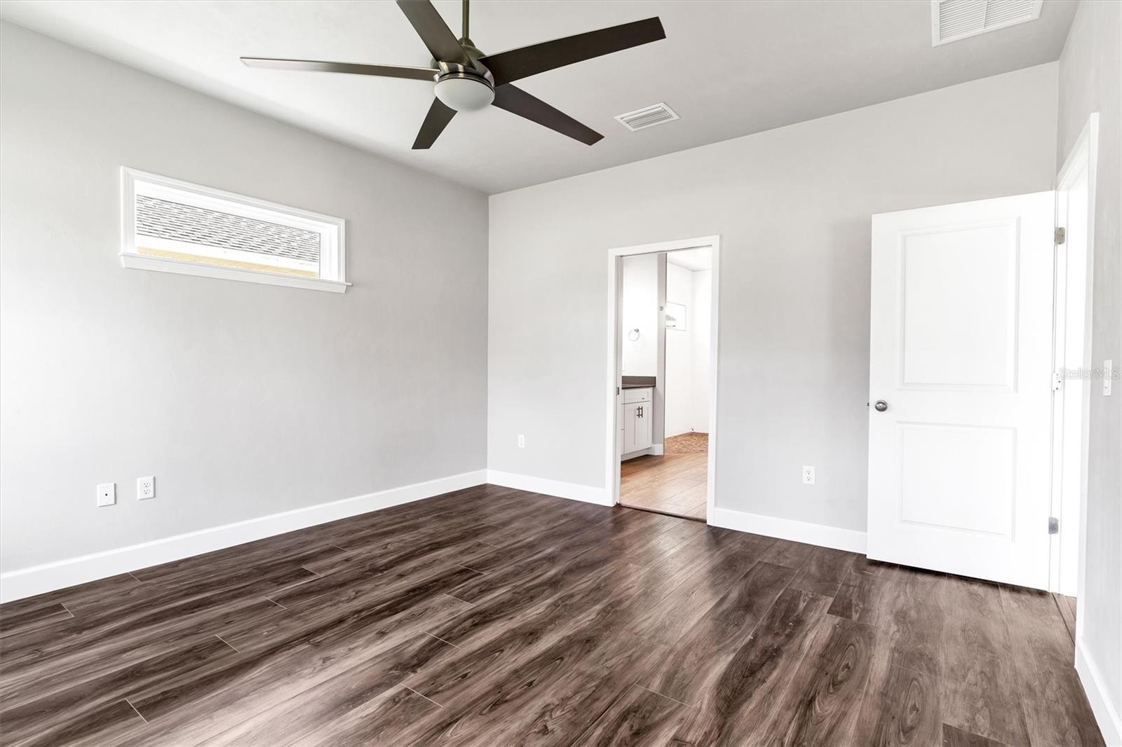 GRAND OAKS - Residential