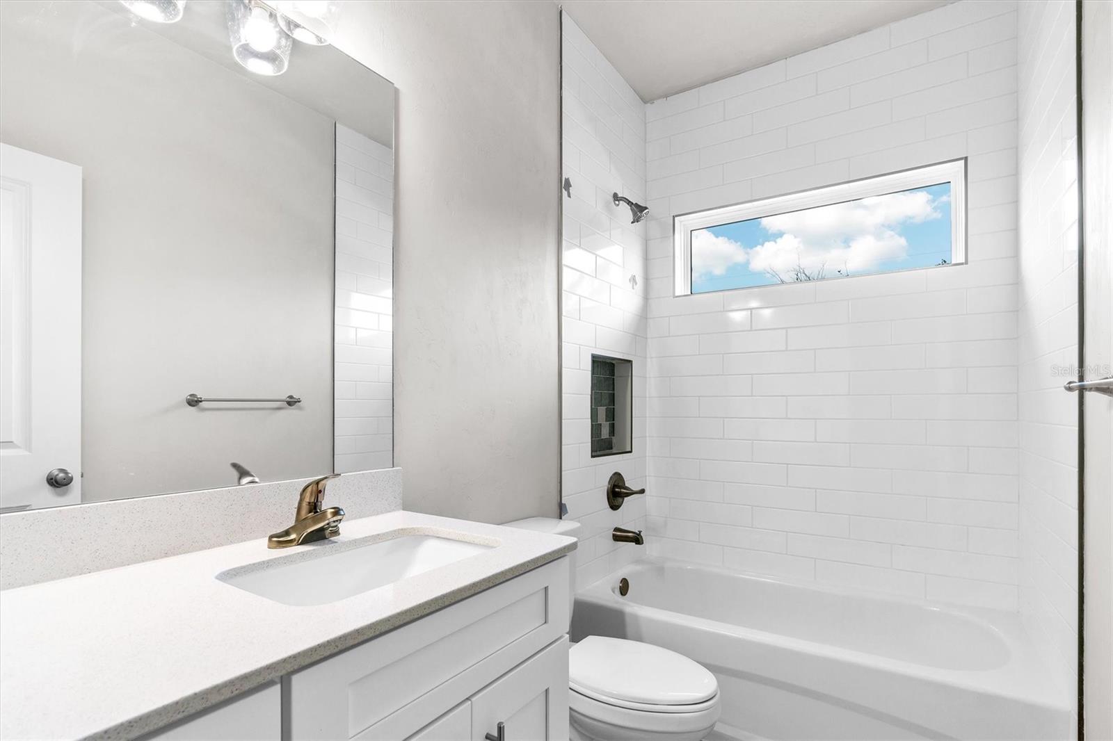 GRAND OAKS - Residential