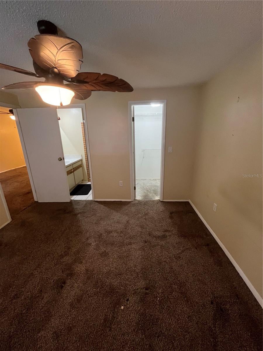 VILLAS OF FOREST LAKES THE - Residential