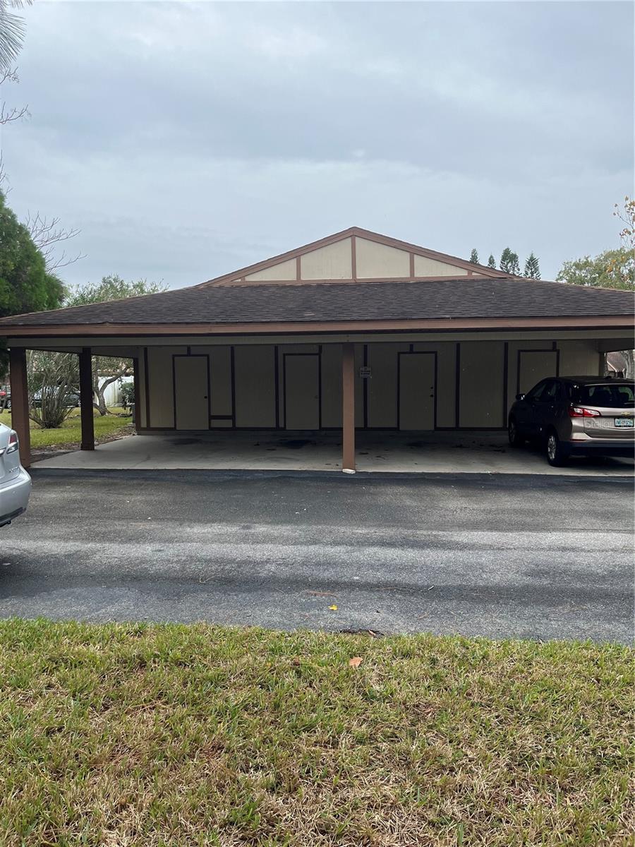 VILLAS OF FOREST LAKES THE - Residential