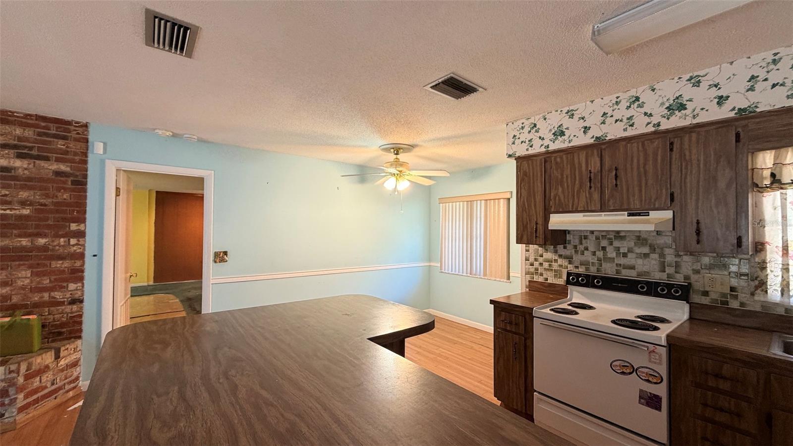 SPORTSMENS ACRES - Residential