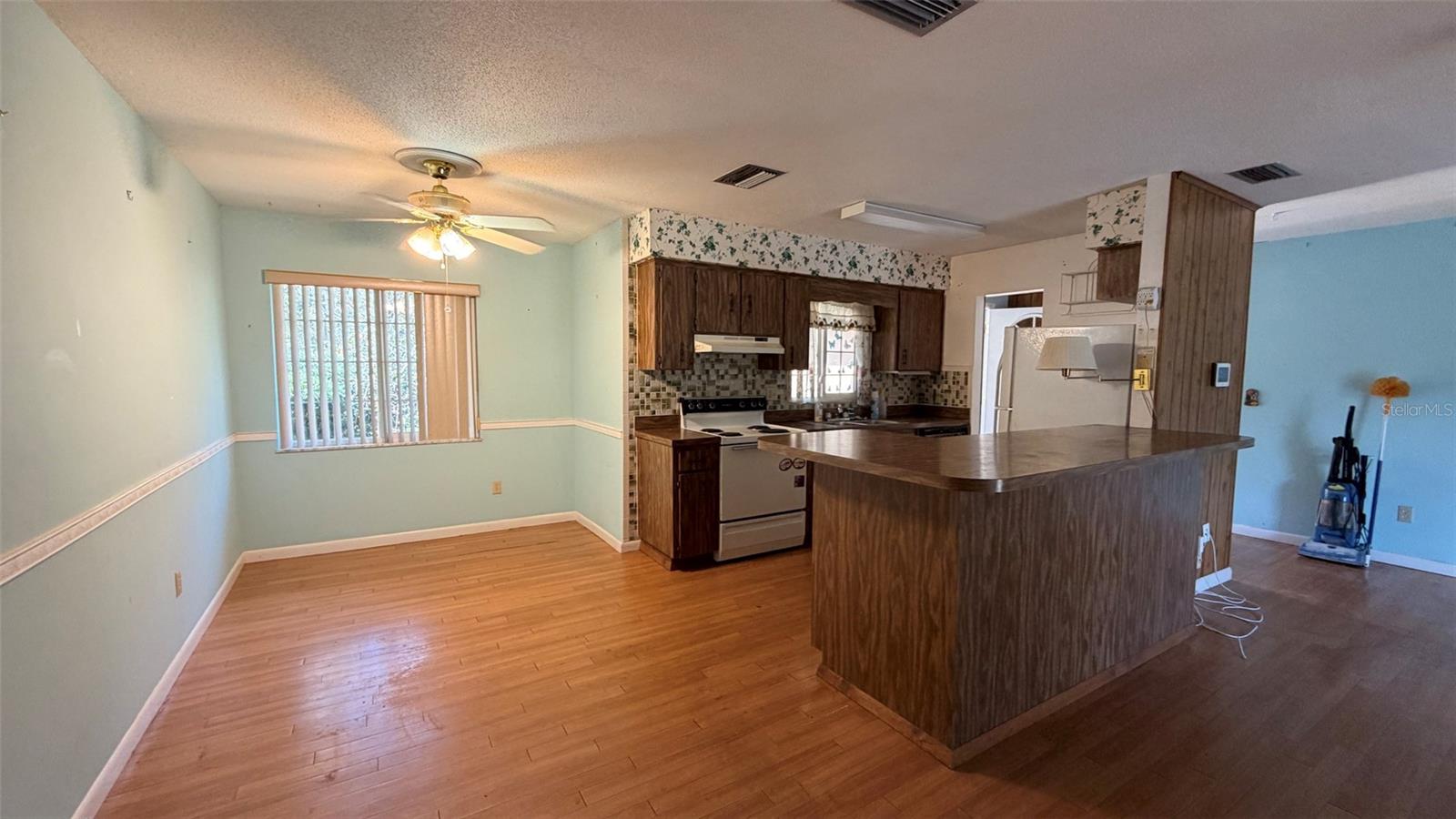 SPORTSMENS ACRES - Residential