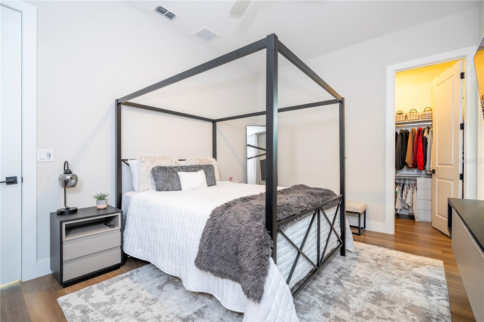 BELLA COLLINA EAST SUB - Residential