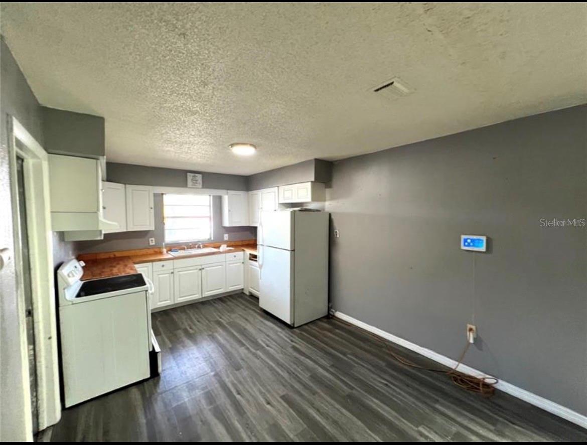 CLEARVIEW HEIGHTS 3RD ADD - Residential