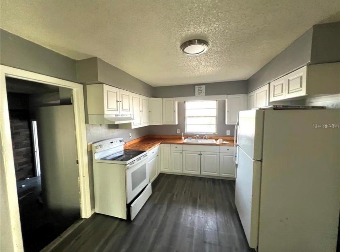 CLEARVIEW HEIGHTS 3RD ADD - Residential