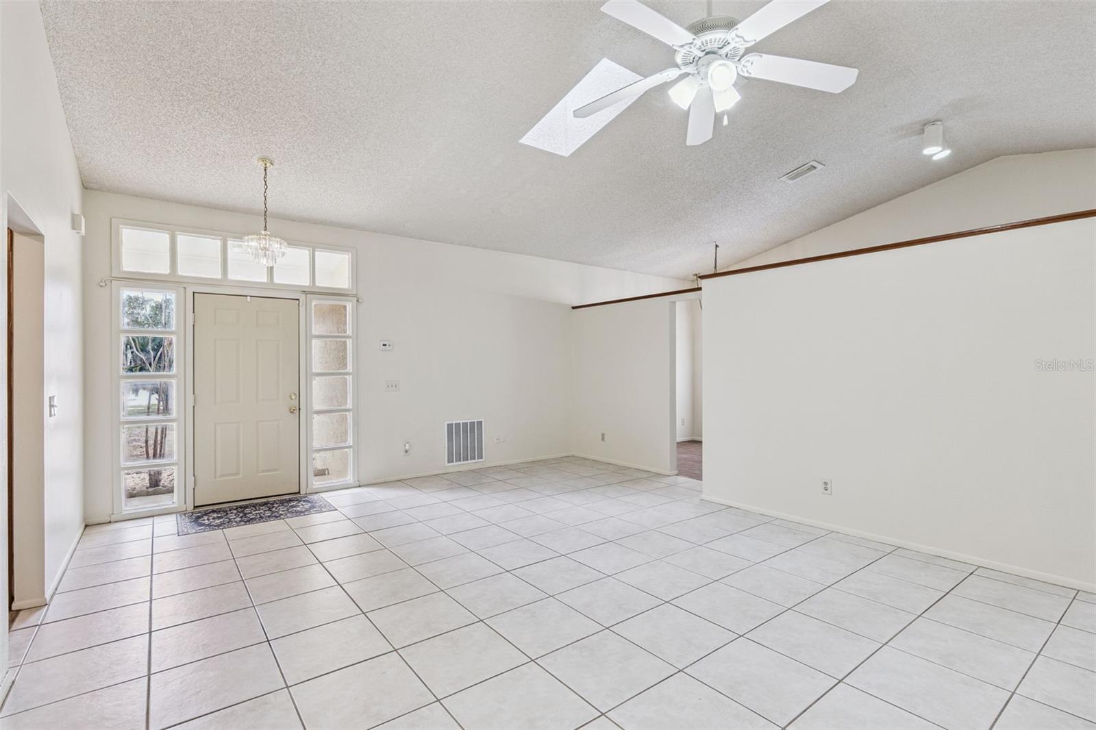 ALAFAYA WOODS PH 5 - Residential